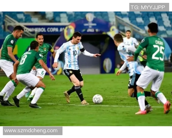 中国足球界的邓姓明星球员及其辉煌成就与影响力解析 中国足球界的邓姓明星球员及其辉煌成就与影响力解析